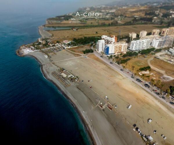 Cool Homes Beach 2