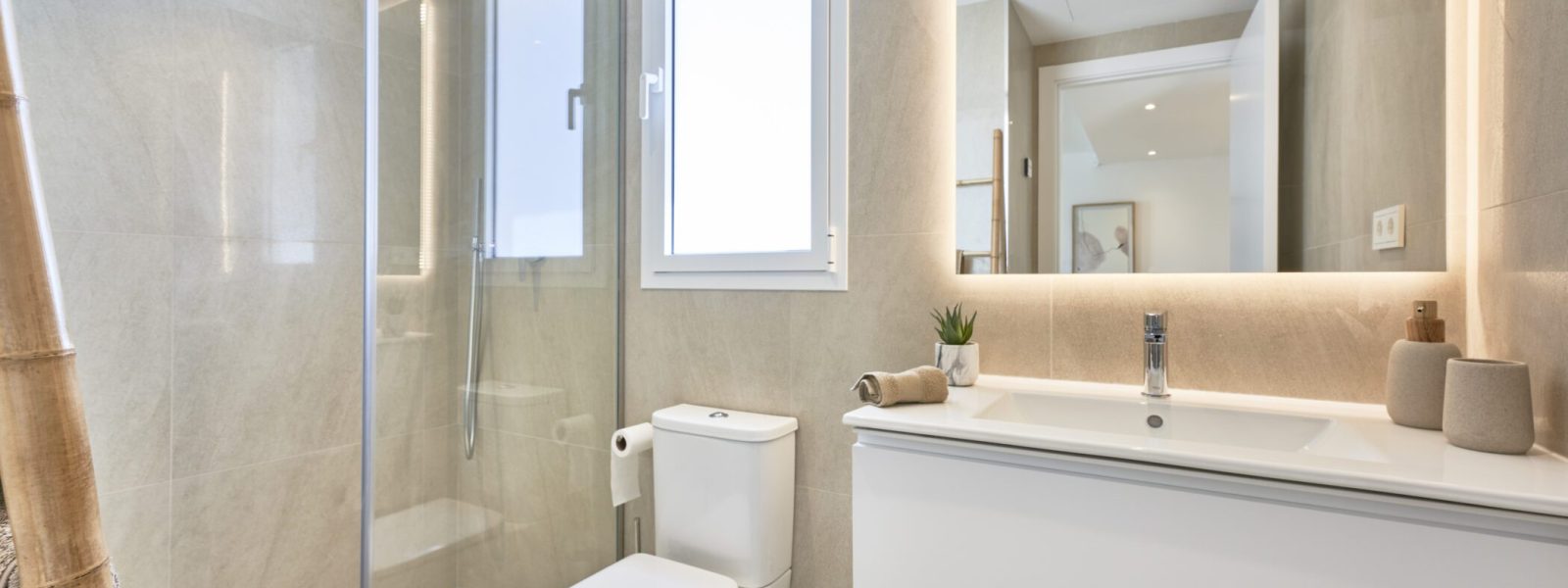 69_compass_B13.1-Compass-7-1-1-Cala dOr-bathroom-Ago2024