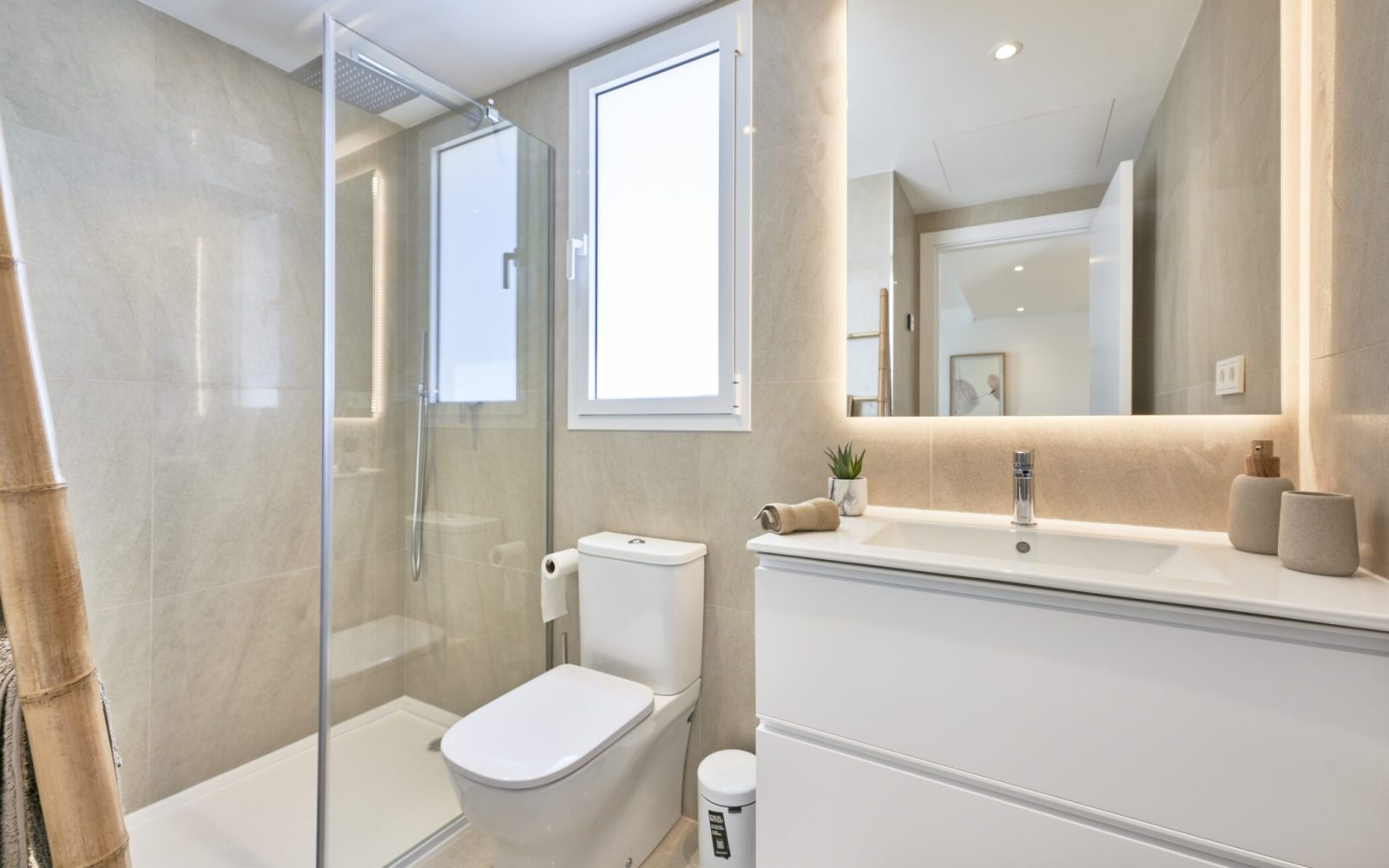 69_compass_B13.1-Compass-7-1-1-Cala dOr-bathroom-Ago2024
